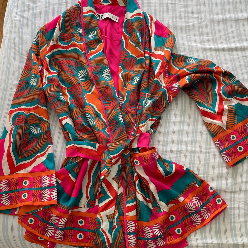 Zara Pink and Teal Patterned kimono blazer
